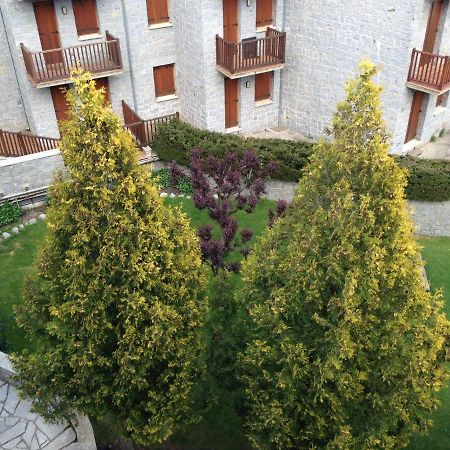 Apartamento Pico De Alba Benasque Exteriör bild