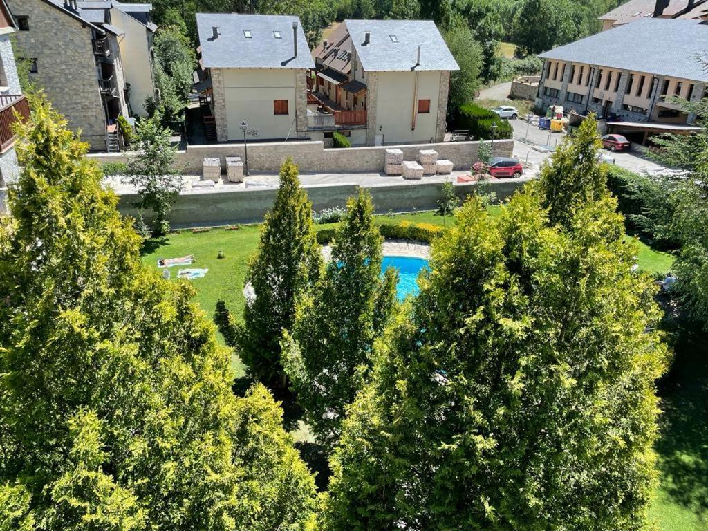 Apartamento Pico De Alba Benasque Exteriör bild