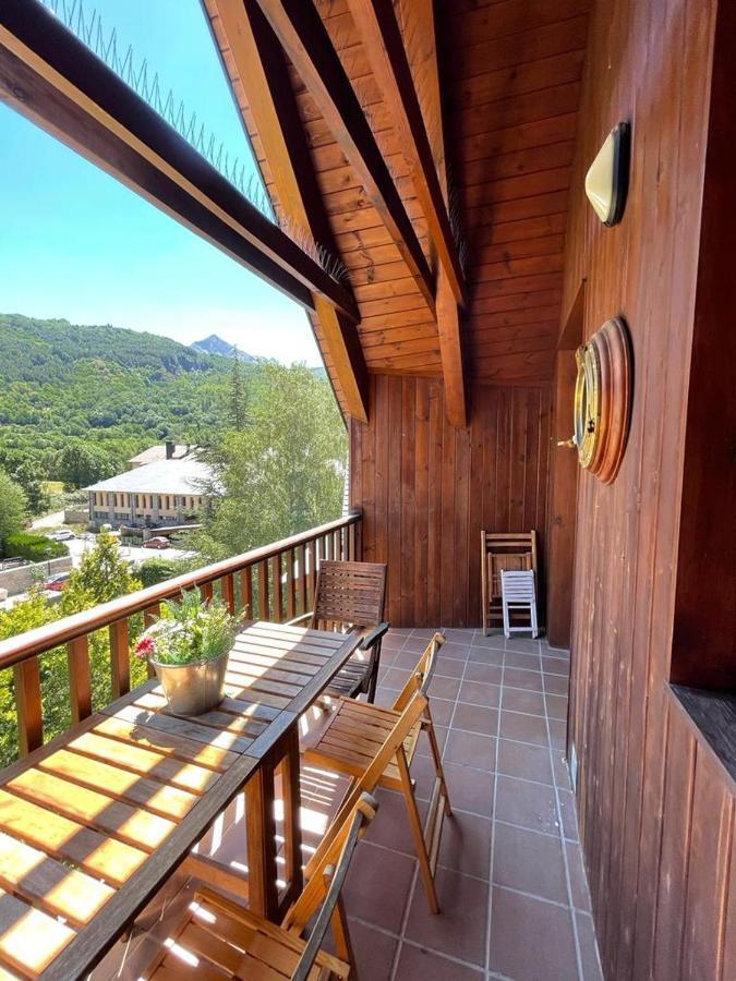 Apartamento Pico De Alba Benasque Exteriör bild