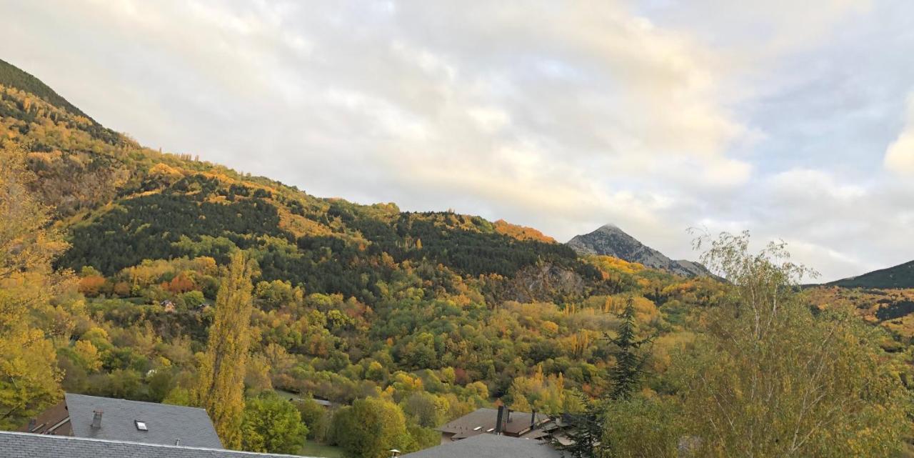 Apartamento Pico De Alba Benasque Exteriör bild
